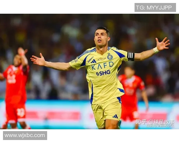 意大利足球明星穿13号球衣的传奇故事与辉煌成就揭秘