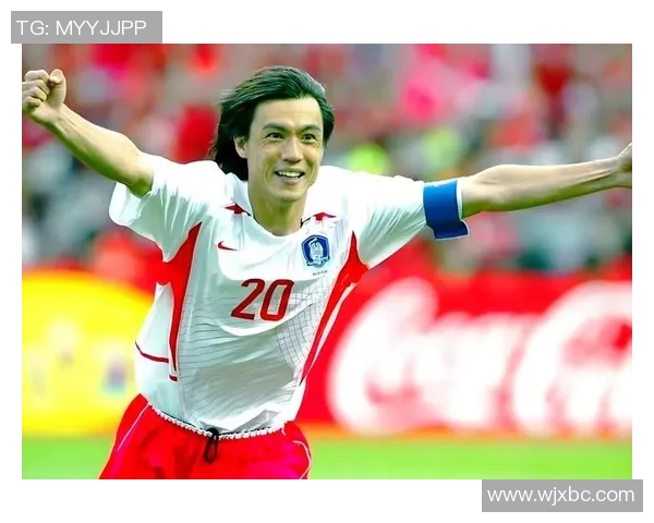 足球场上的传奇守护者:那些出名的边后卫明星们的辉煌历程与成就 足球场上的传奇守护者:那些出名的边后卫明星们的辉煌历程与成就