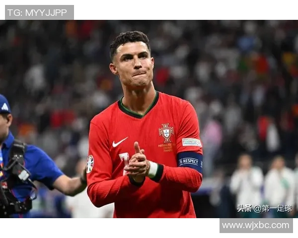 全球最负盛名足球明星的传奇故事与辉煌成就盘点