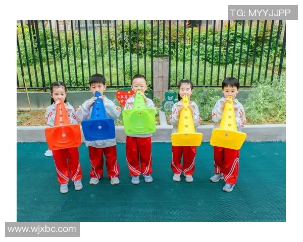 篮球明星孩子们的搞笑瞬间合集让你捧腹大笑的趣味图集 篮球明星孩子们的搞笑瞬间合集让你捧腹大笑的趣味图集